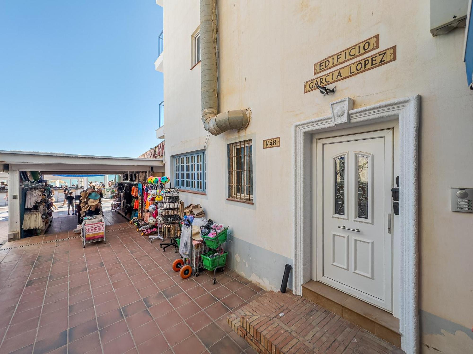 Carihuela - Beach & Sun Торремолинос Экстерьер фото