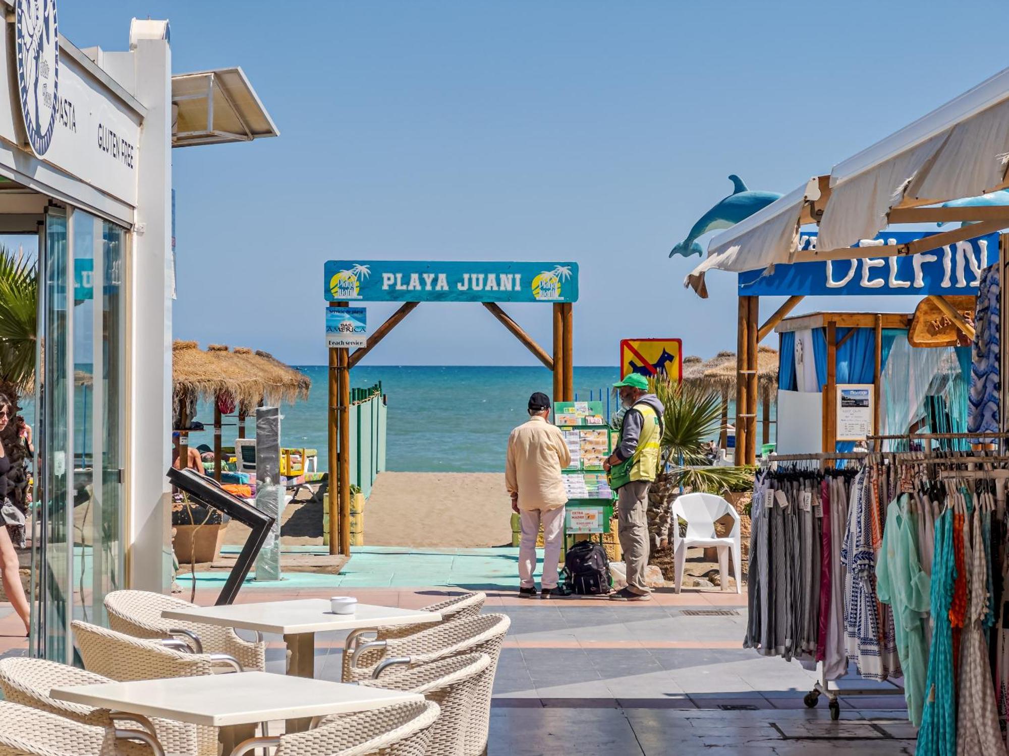 Carihuela - Beach & Sun Торремолинос Экстерьер фото